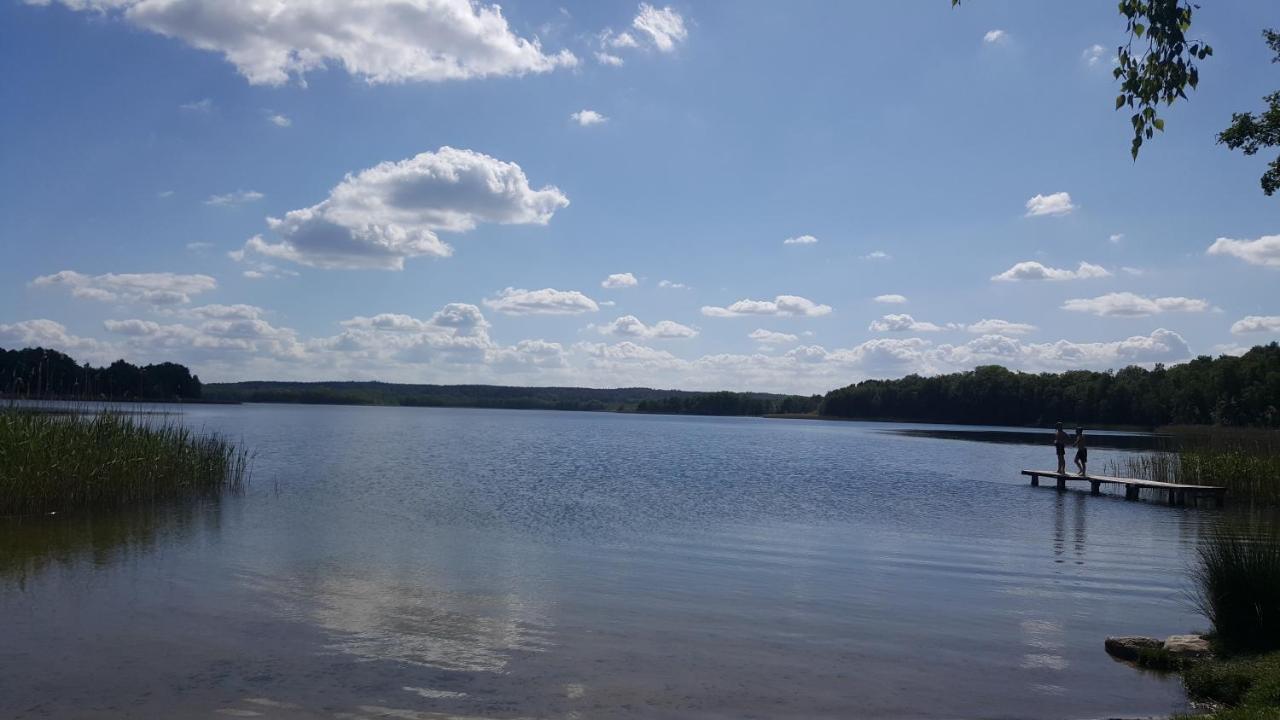 Lindenhagen Ferienwohnung Am Sternhagener See מראה חיצוני תמונה