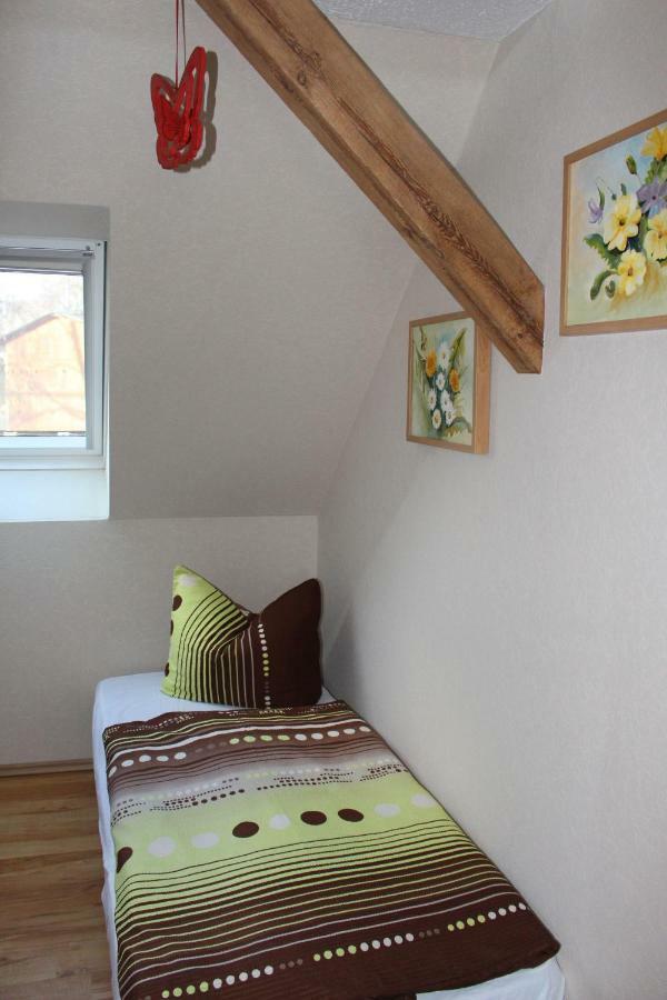 Lindenhagen Ferienwohnung Am Sternhagener See מראה חיצוני תמונה