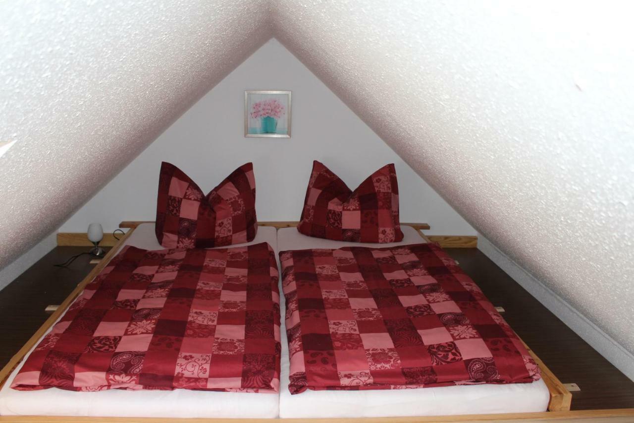 Lindenhagen Ferienwohnung Am Sternhagener See מראה חיצוני תמונה